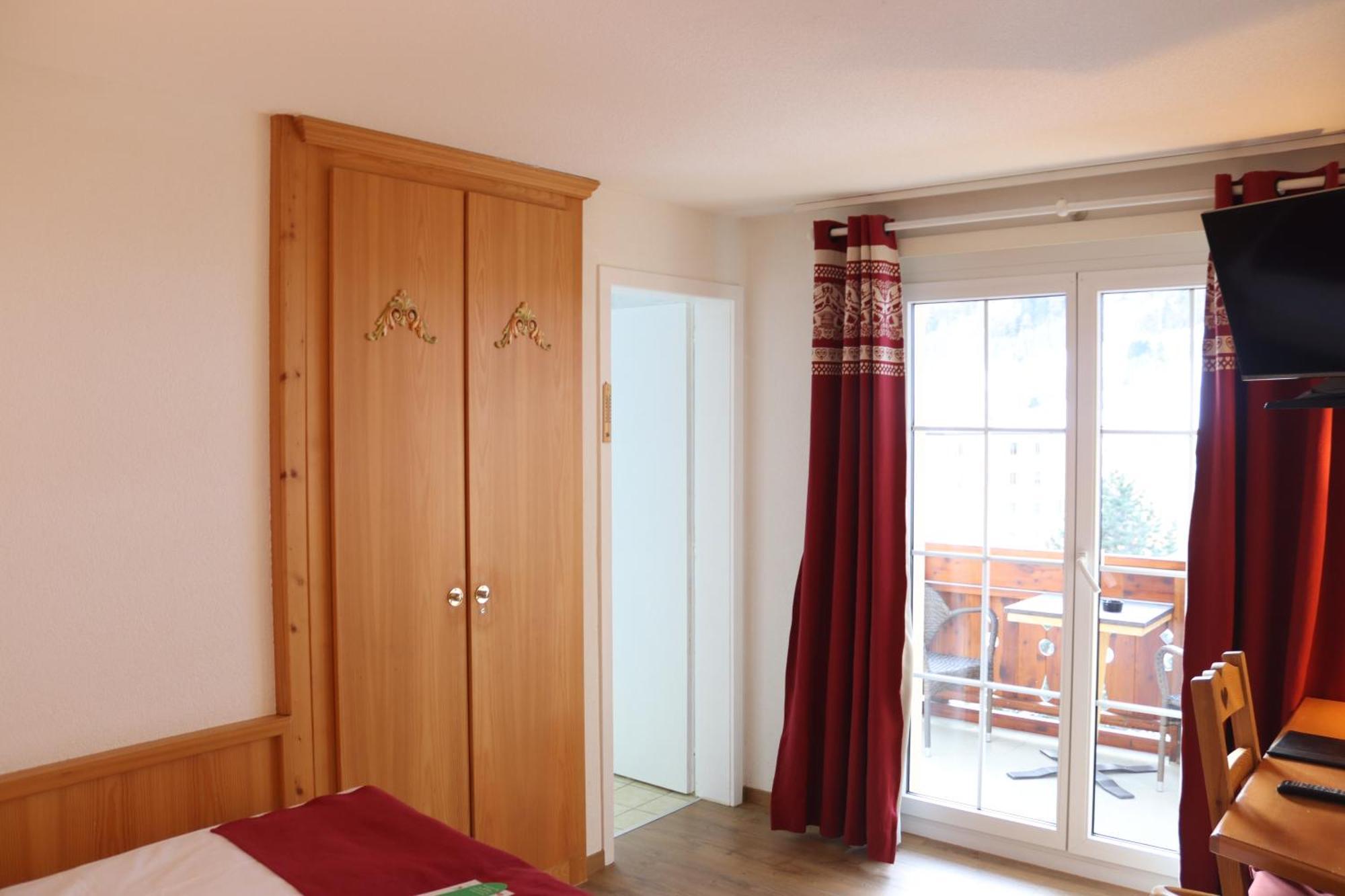 Grichting Hotel & Serviced Apartments Leukerbad Exterior foto