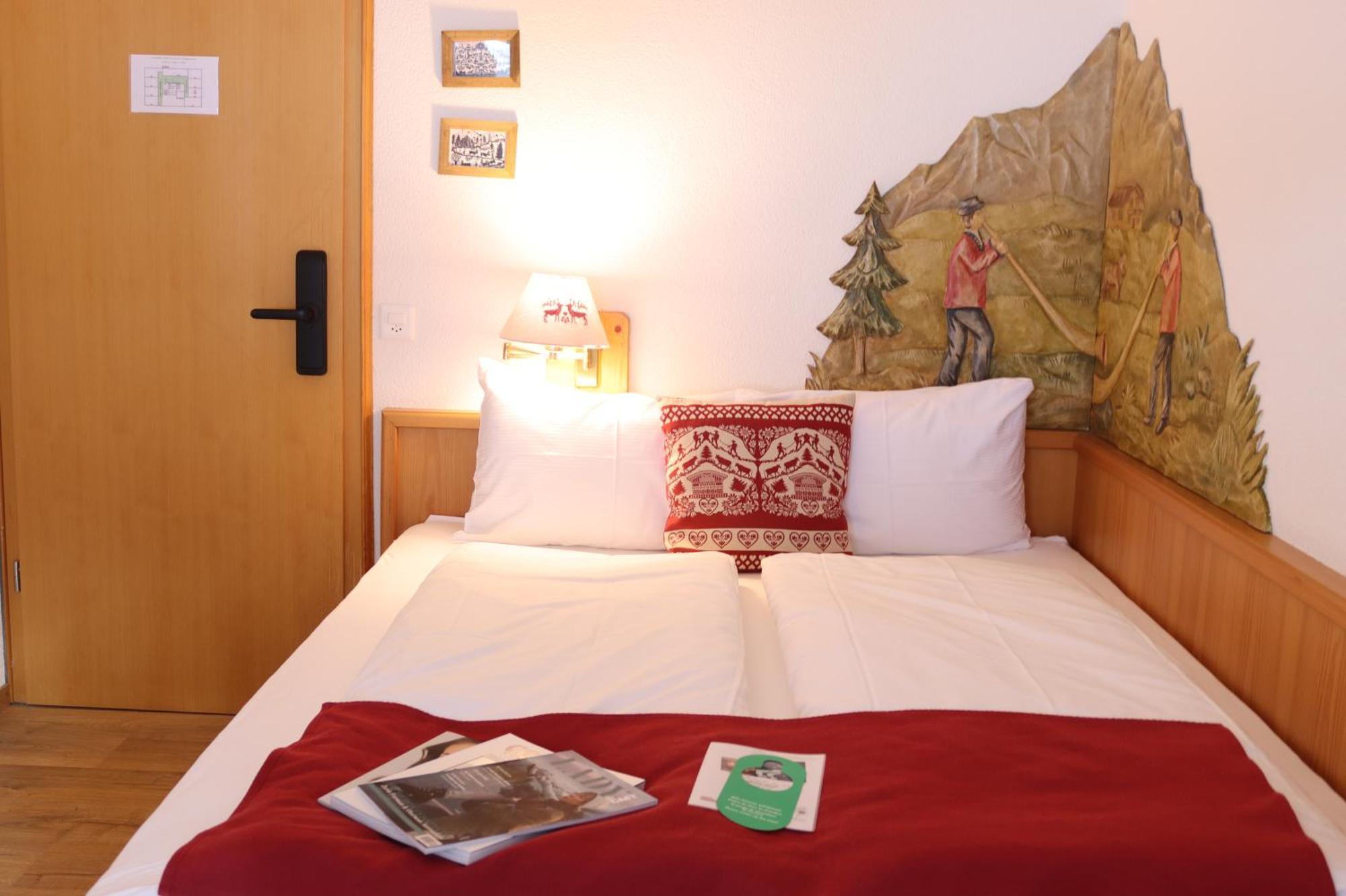 Grichting Hotel & Serviced Apartments Leukerbad Exterior foto